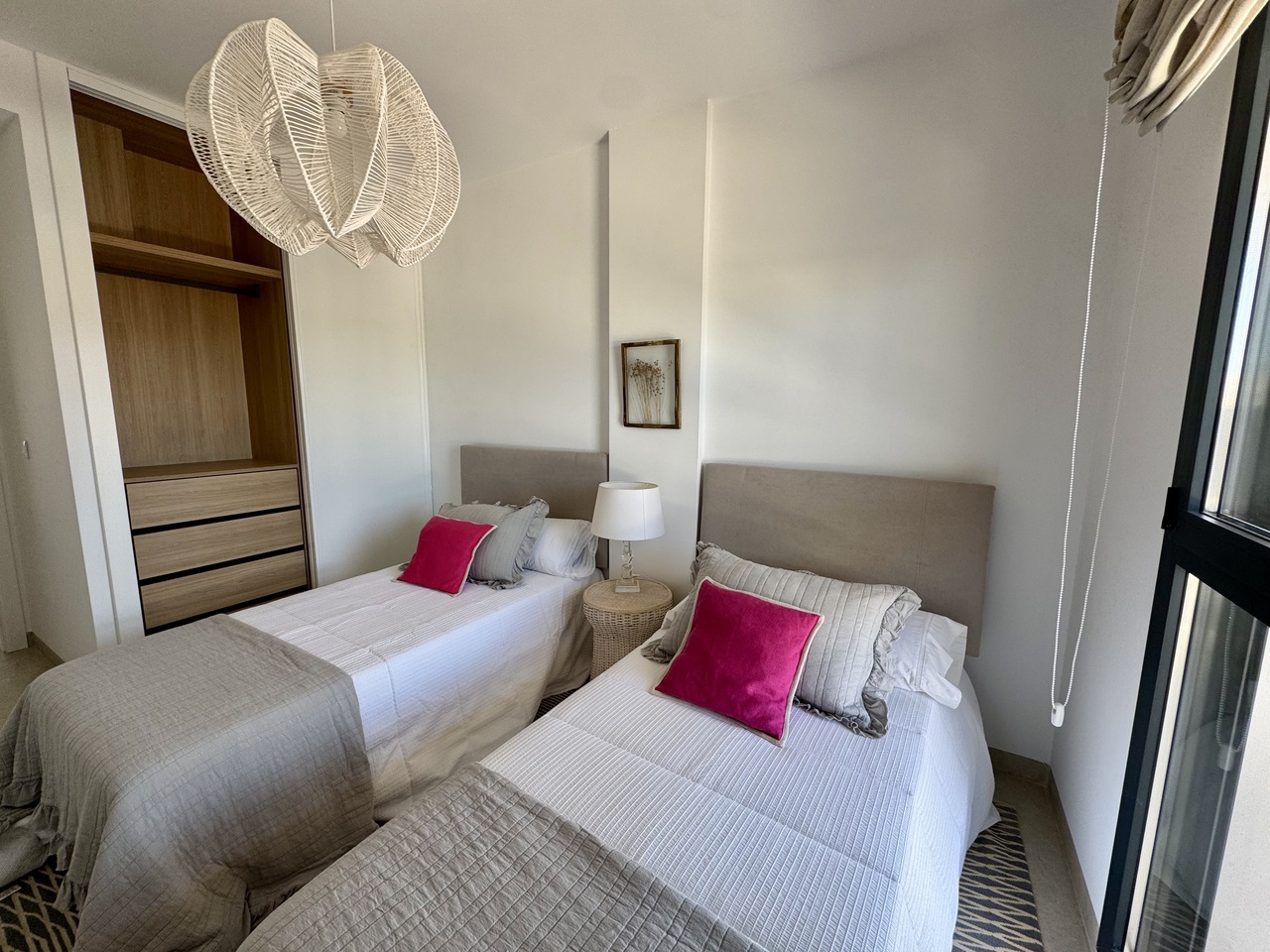 https://www.justmurciaproperty.com/sites/001/images/3823-penthouse-for-sale-in-mar-de-cristal/3823-penthouse-for-sale-in-mar-de-cristal-1799546-large.jpg