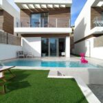 https://production-kyero-property-images.s3.amazonaws.com/19641/19641903/383696963_original.jpg?checksum=5cdfc4f683e04e08b703c14b78441f49acd678ef