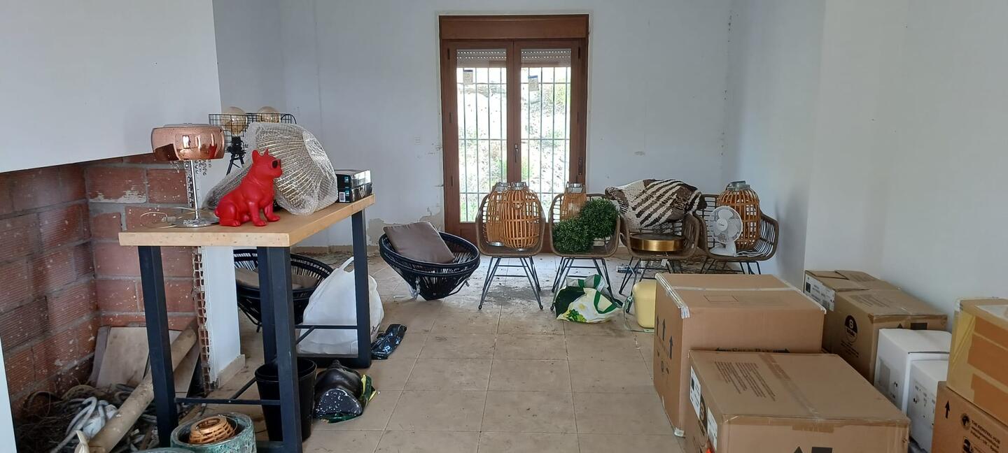 https://production-kyero-property-images.s3.amazonaws.com/20790/20790760/413746063_original.jpg?checksum=3e8e623883b47b154b4c9b0e230bd7caf60d7114
