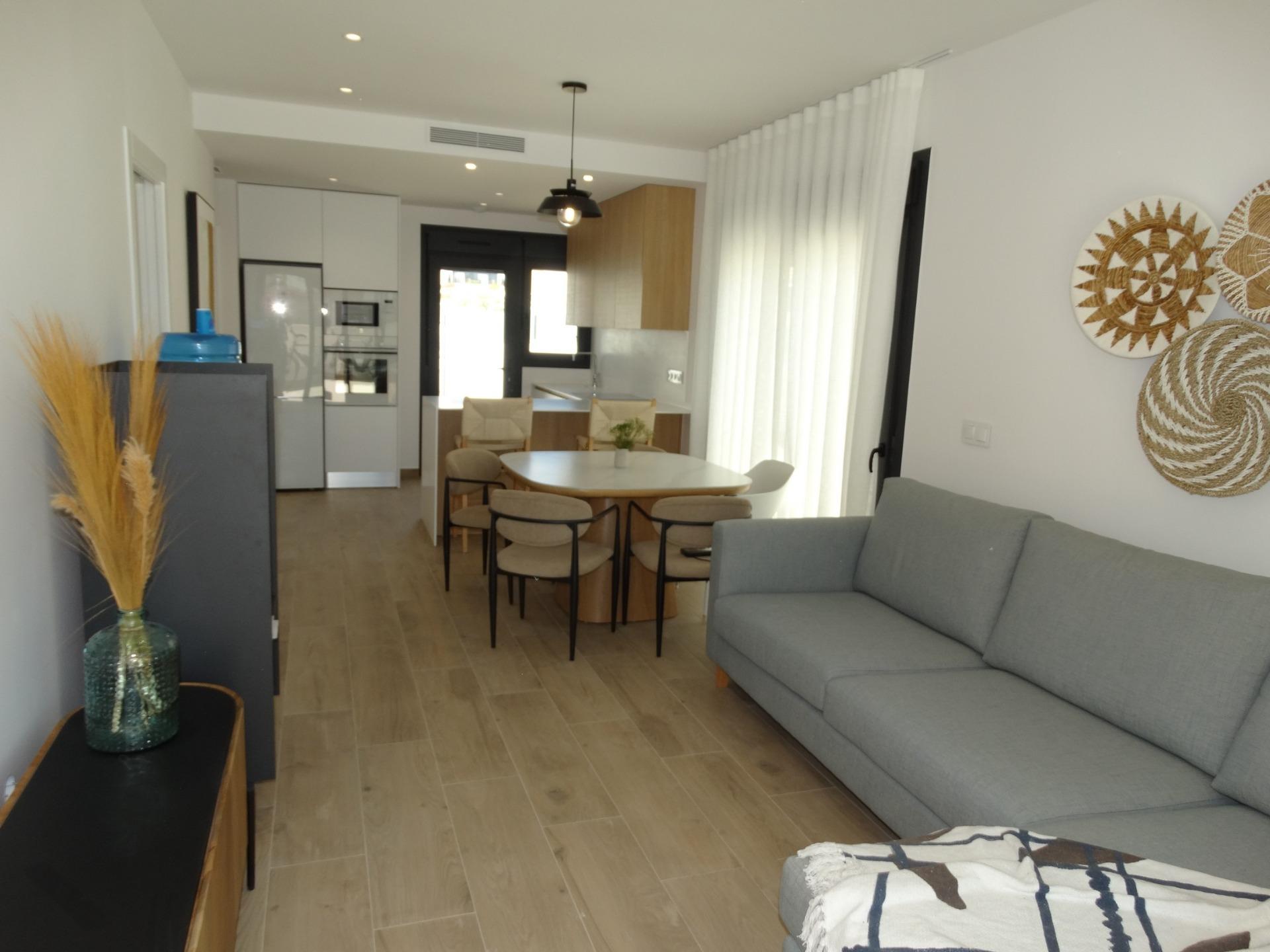 https://production-kyero-property-images.s3.amazonaws.com/20831/20831949/414844931_original.jpg?checksum=f1de60871d2d43f1f8a6742ff410c501f7ea6b8c