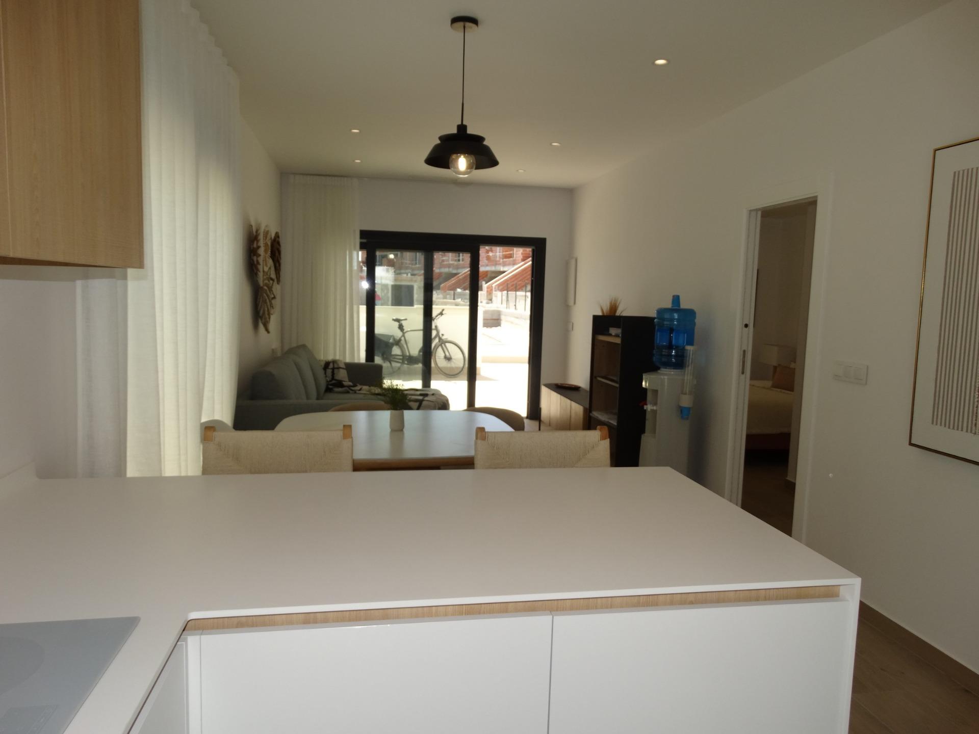 https://production-kyero-property-images.s3.amazonaws.com/20831/20831949/414844933_original.jpg?checksum=d46e181ed1c6b86094ff02f248e289ef3dc4b72b