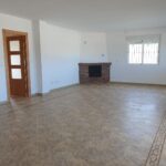 https://production-kyero-property-images.s3.amazonaws.com/19852/19852936/415452625_original.jpg?checksum=483c9cdc4b941a6b08035deea2eb1c2d195e7922
