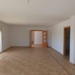 https://production-kyero-property-images.s3.amazonaws.com/19852/19852936/415452626_original.jpg?checksum=4d108493f91cc594b1dae4d2416fa6f43de42962