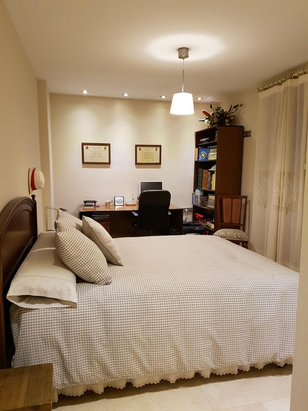https://production-kyero-property-images.s3.amazonaws.com/20875/20875347/416067085_original.jpg?checksum=29ecc8da1100ac1bc2f024dc738f5549bfaa1569