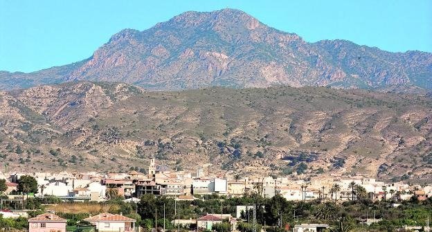 https://fotos15.apinmo.com/7515/16990972/5-7.jpg