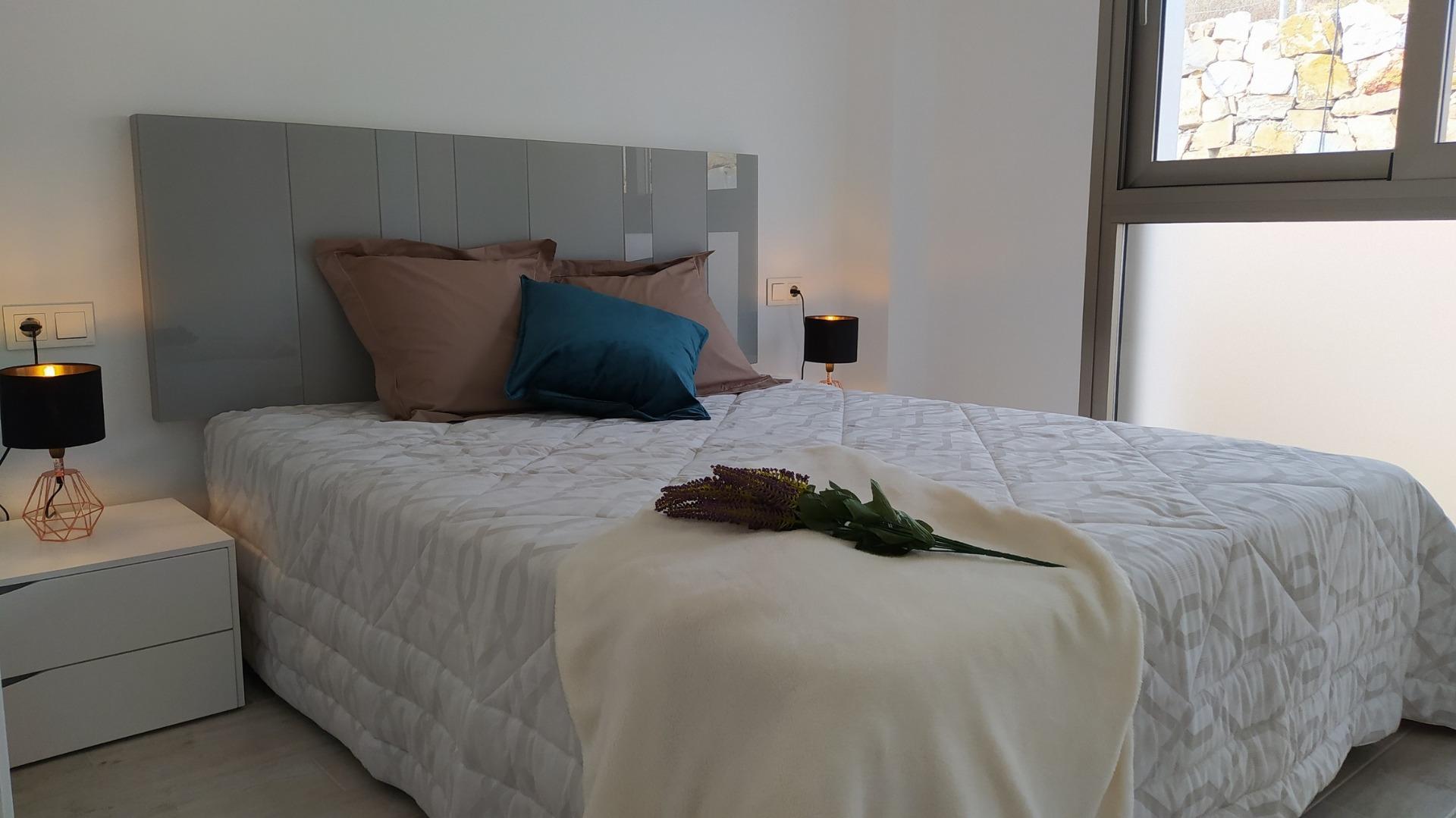 https://fotos15.apinmo.com/7515/19331355/5-4.jpg