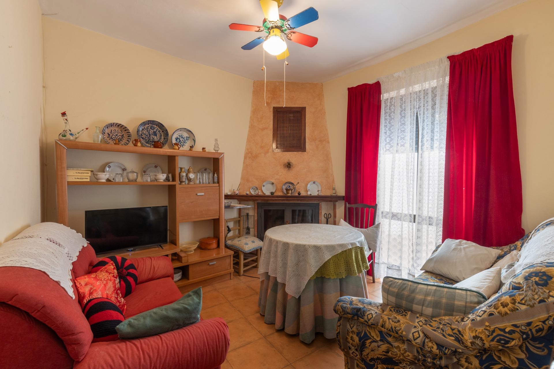 https://fotos15.apinmo.com/5292/29201416/5-5.jpg