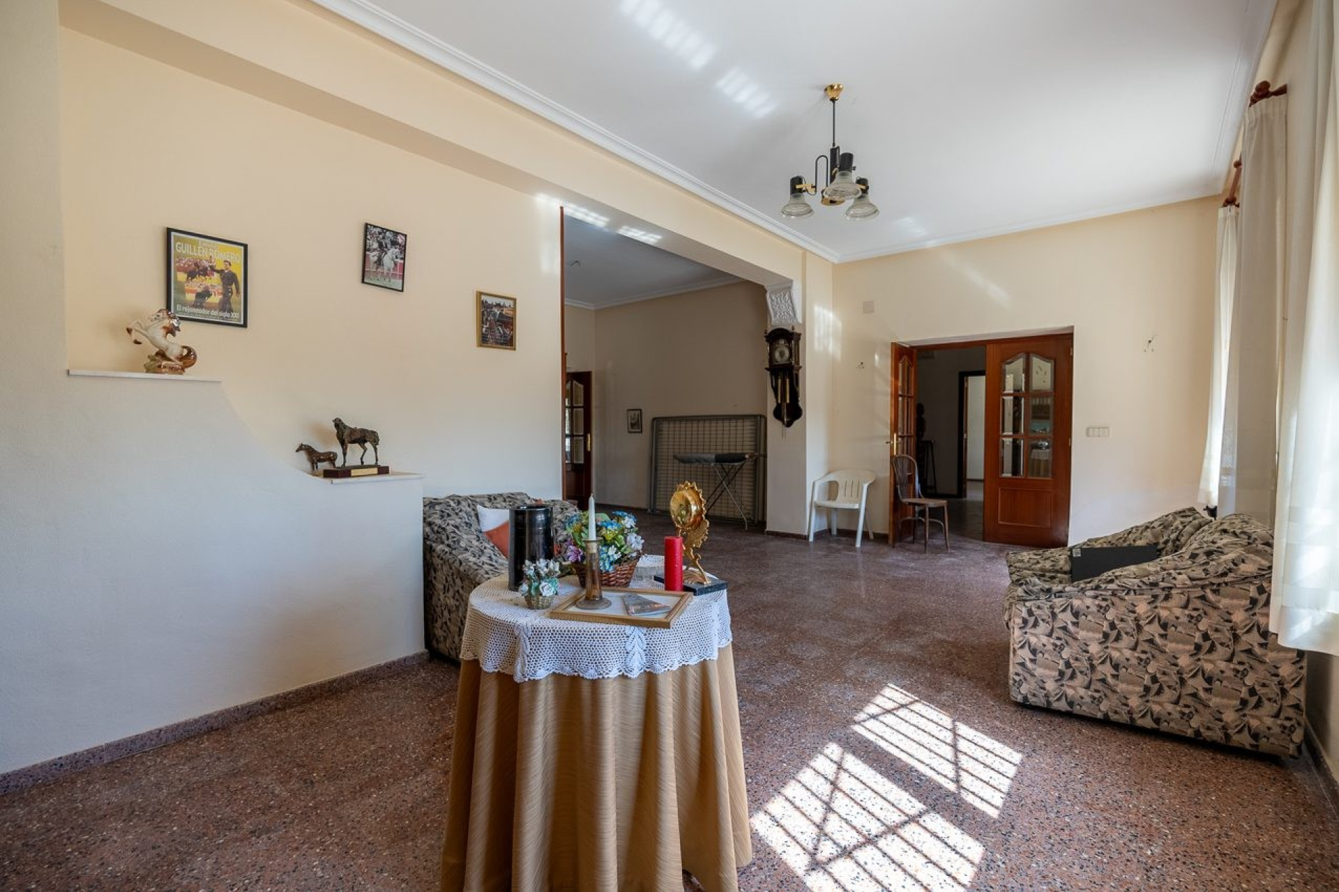 http://landmarkinternational.co.uk/media/images/properties/thumbnails/52606_xl.jpg