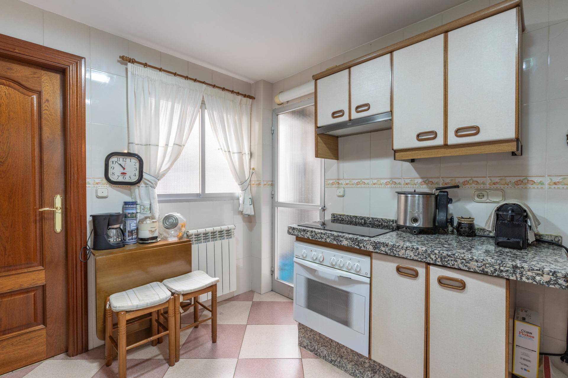 https://fotos15.apinmo.com/5292/29148781/7-5.jpg