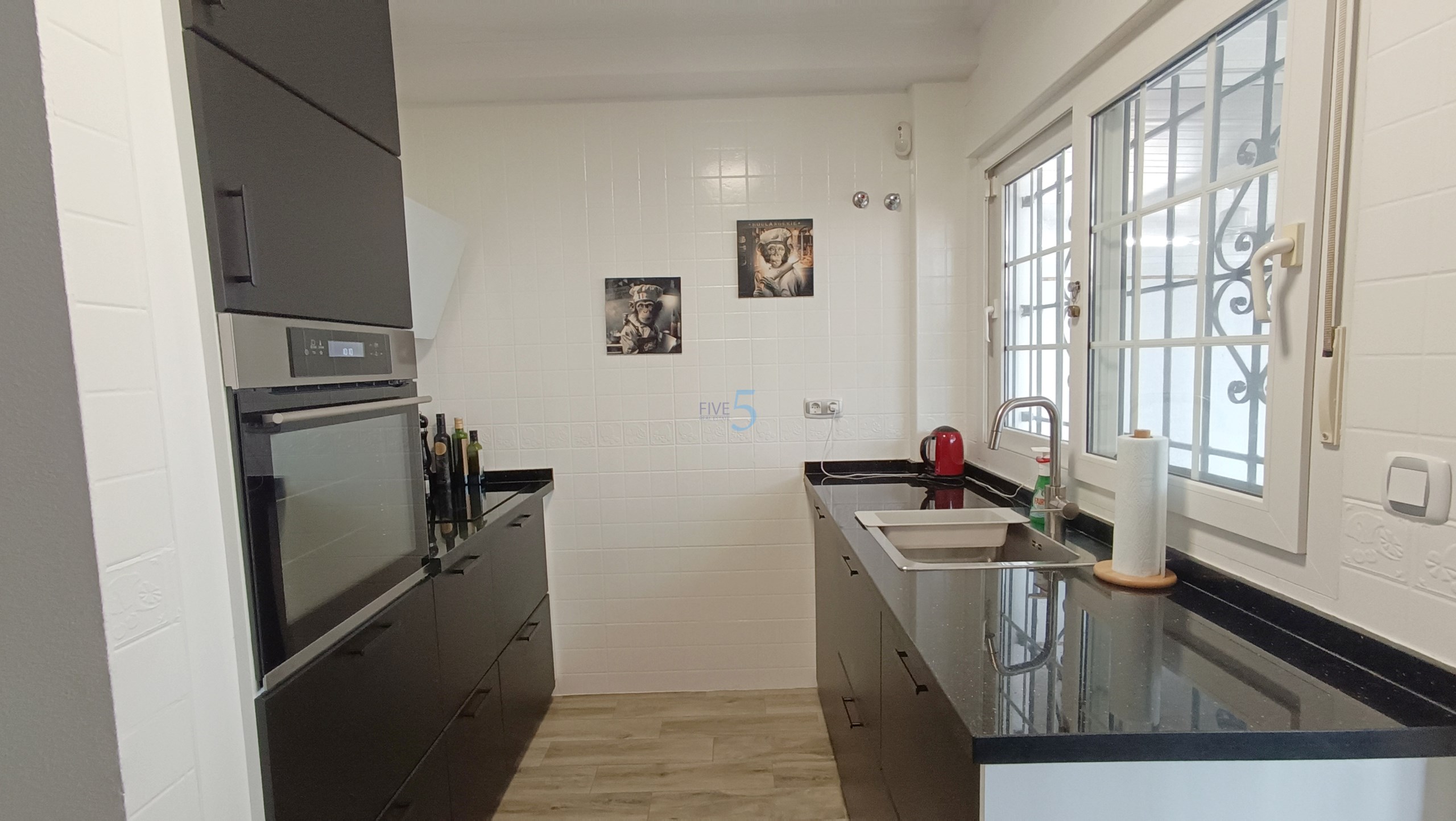 https://cdn.proppy.app/propertyphotos/2990/9f153641-d200-4581-87d6-15a0dd5c41c5/579578/4e6589af-3c7a-4213-b5b7-82119ef4a741.jpg