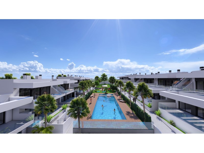 https://feedmedia.egorealestate.com/Zfeed/S5/C12106/P30186640/Tphoto/ID909ccc01-0000-0500-0000-000019800bf9.jpg