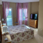 https://media-feed-v2.resales-online.com/live/ShowFeedImage.asp?SecId=c4ea5c0cbeee11f09ebd02a3ded47a2d&Id=P5&ImgId=X1000875&ContactSecureId2=qet3t55a3h&IS=1200&z=1762863466&.jpg