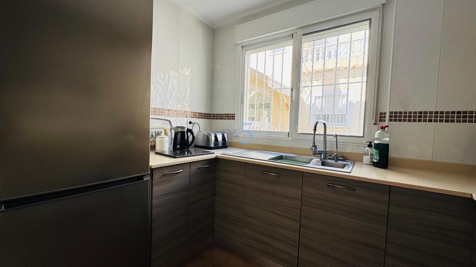 https://cdn.proppy.app/propertyphotos/2990/9f153641-d200-4581-87d6-15a0dd5c41c5/737855/28aa60e3-731b-48e2-90f5-67417529933f.jpg
