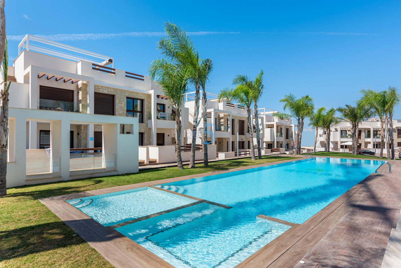 https://cdn.proppy.app/propertyphotos/2990/9f153641-d200-4581-87d6-15a0dd5c41c5/747753/b7bd7908-cdb5-42f8-81de-4151cf1833f0.jpg