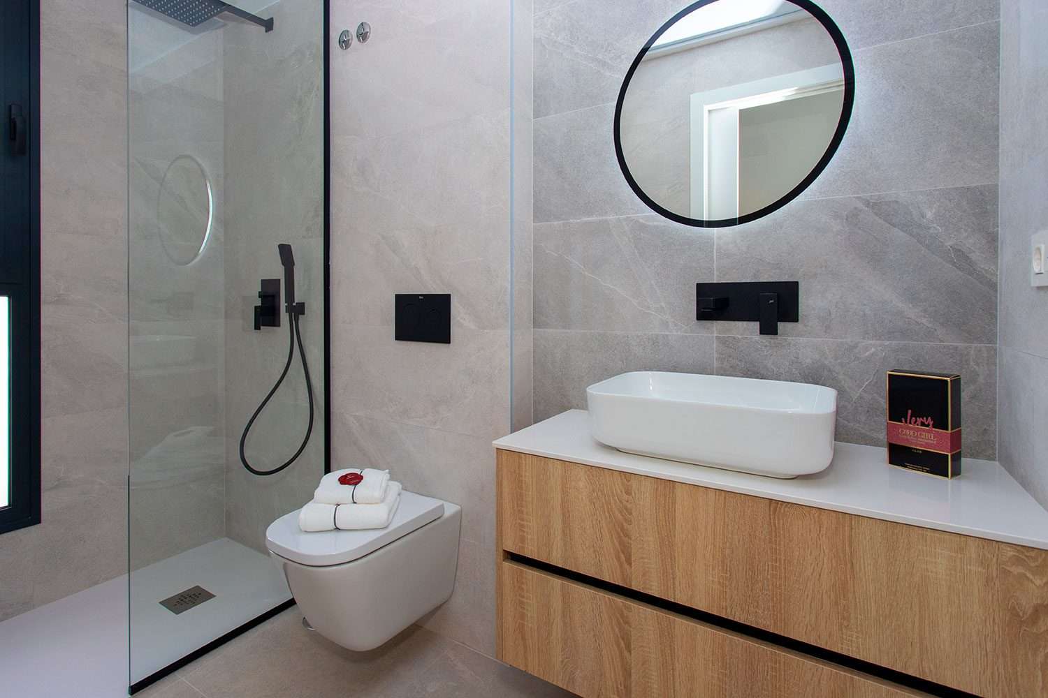 https://jbinvestspain.com/wp-content/uploads/2024/07/casas-kinita-08.jpg