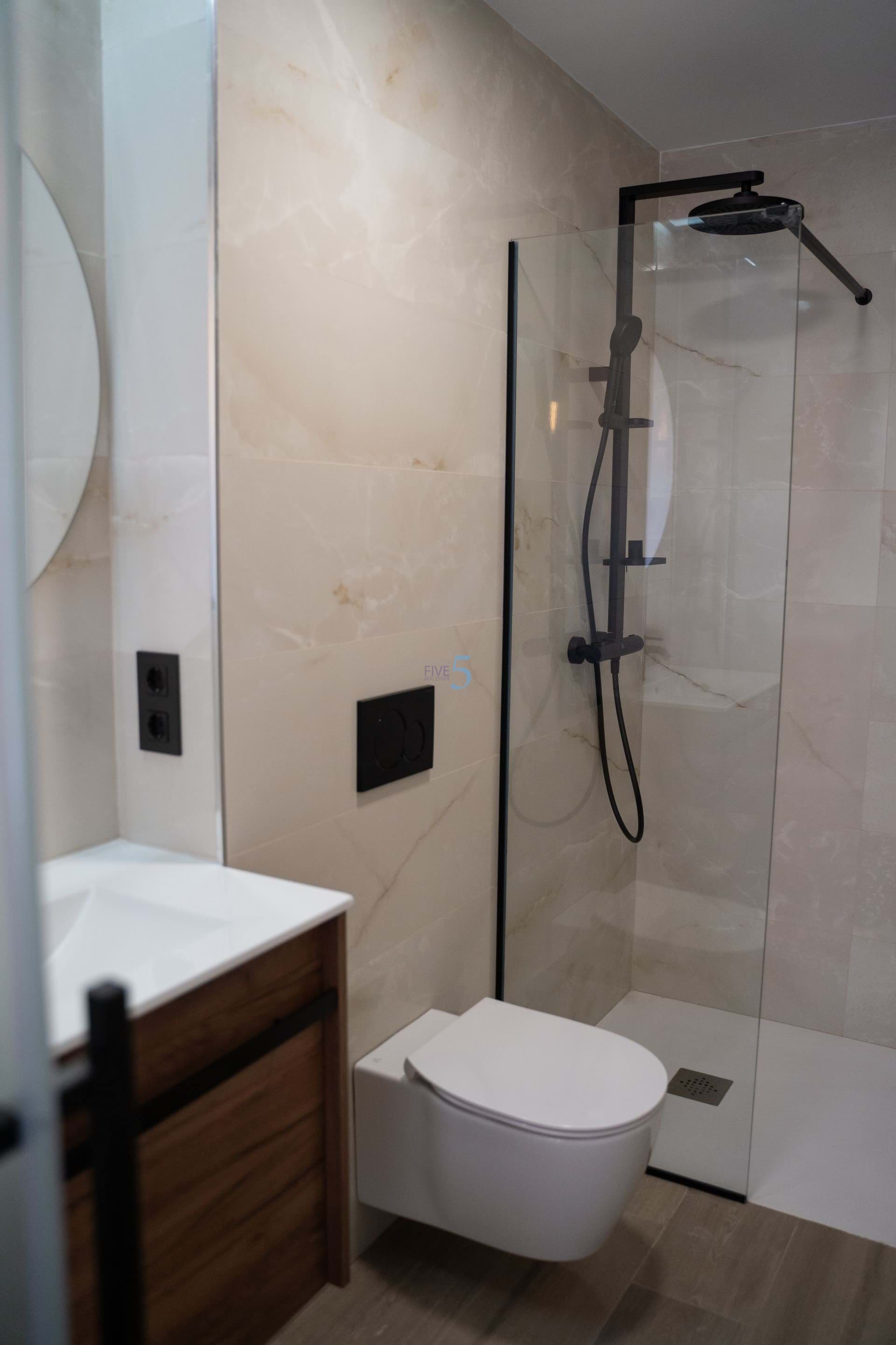https://cdn.proppy.app/propertyphotos/2990/9f153641-d200-4581-87d6-15a0dd5c41c5/747953/6fb1a216-1d08-4a70-b7e0-b3d54349139f.jpg