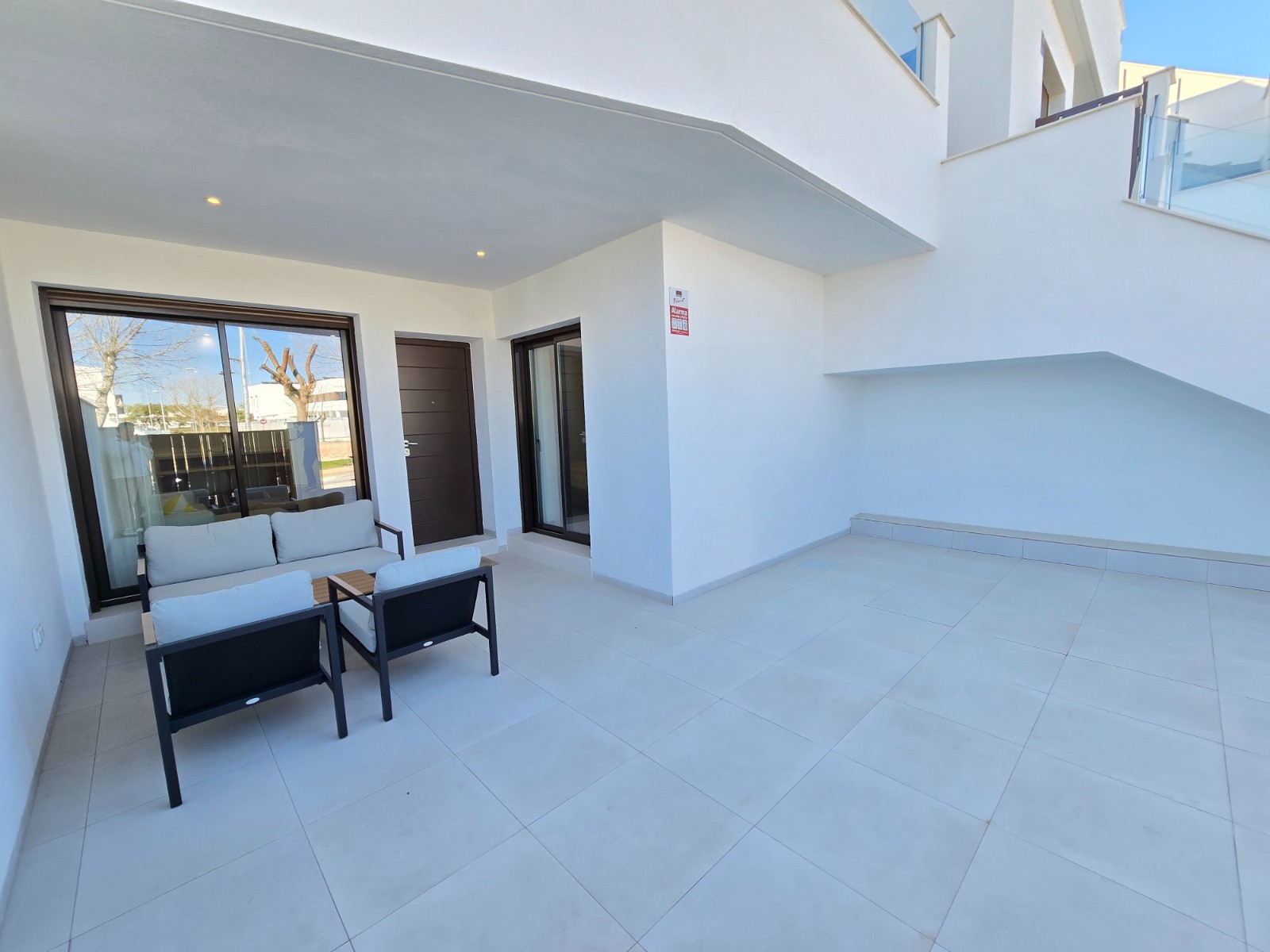 https://ds-realestate.com/media/images/properties/o_1ji801cf5kg087q9mr1eknhuq2e.jpg