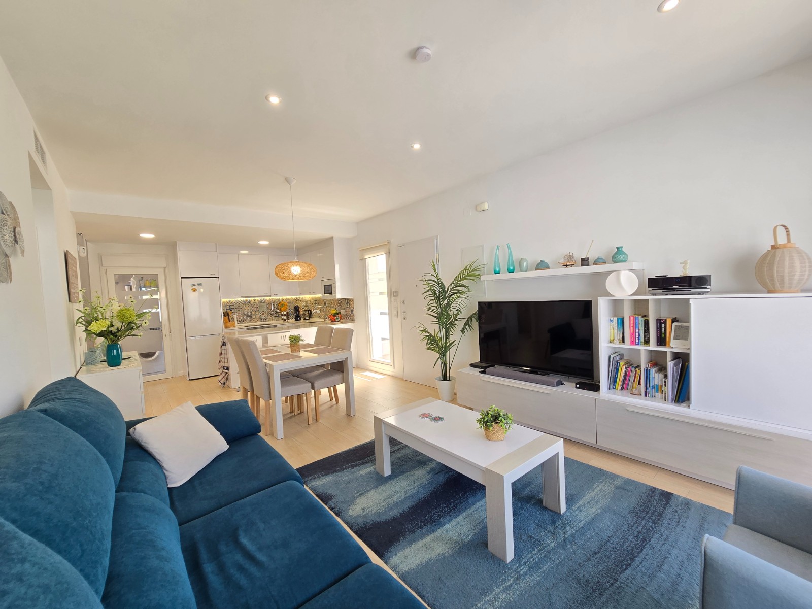 https://ds-realestate.com/media/images/properties/o_1jnsa7vi31p086tn1nqd17mh1i6g2m.jpg