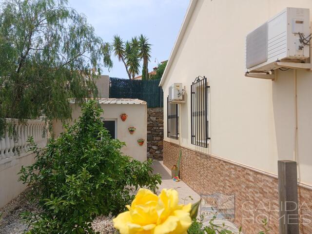 https://www.calidahomespropconsult.com/images/propertyImages/villa-acacia-resale-villa-for-sale-in-arboleas/villa-acacia-resale-villa-for-sale-in-arboleas-4748770051.jpg