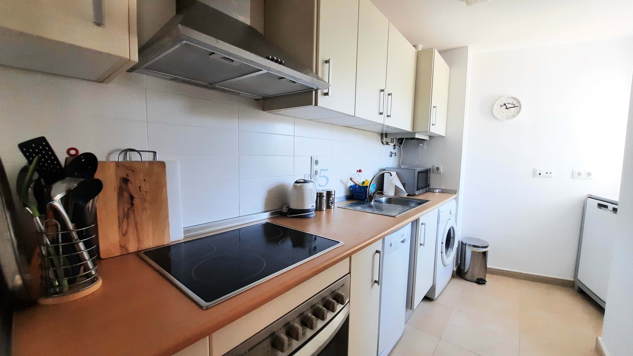 https://cdn.proppy.app/propertyphotos/2990/9f153641-d200-4581-87d6-15a0dd5c41c5/501844/0e9f7476-3b47-4274-b515-350203ca6a16.jpg