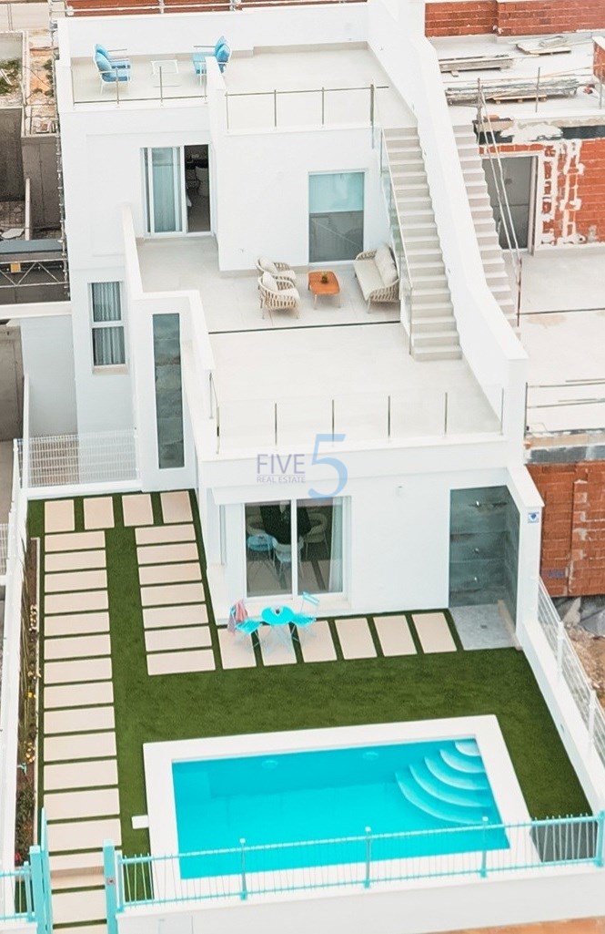 https://cdn.proppy.app/propertyphotos/2990/9f153641-d200-4581-87d6-15a0dd5c41c5/747895/b88994cc-5666-4f1f-9658-99dddea5088a.jpg