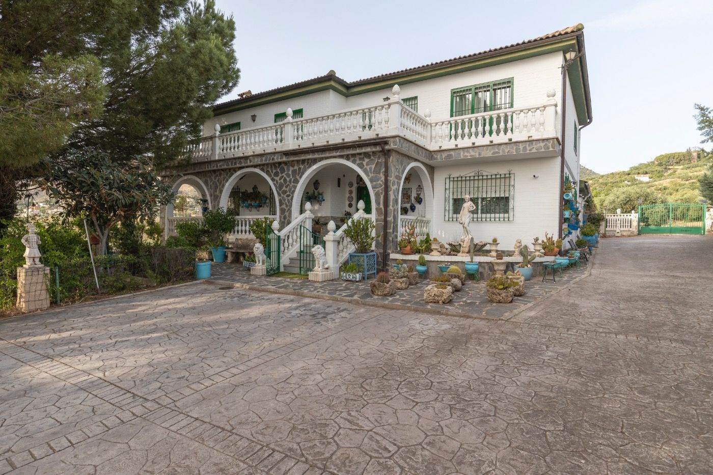 https://fotos15.apinmo.com/5292/29245558/1-2.jpg