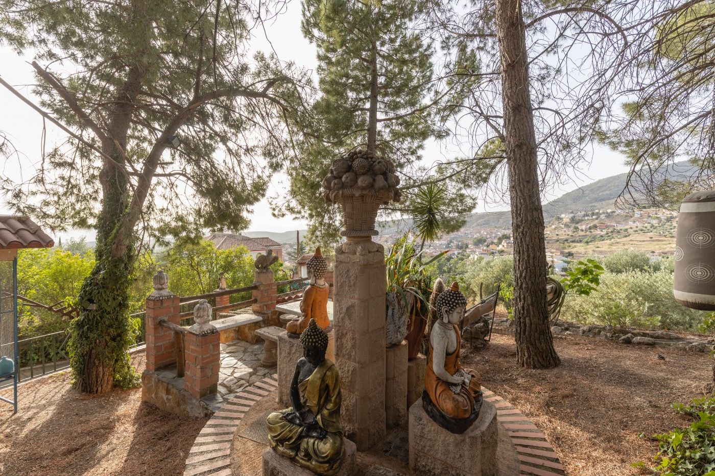 https://fotos15.apinmo.com/5292/29245558/1-3.jpg