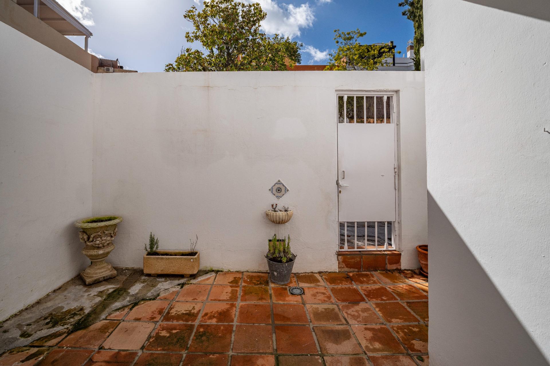 https://fotos15.apinmo.com/5292/29267650/10-5.jpg