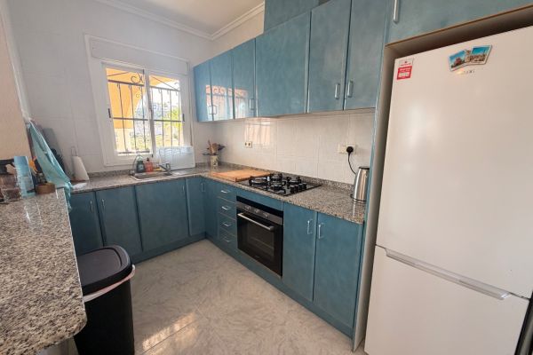 http://www.jmtspanishproperties.com/property_images2/1050254_large.jpg