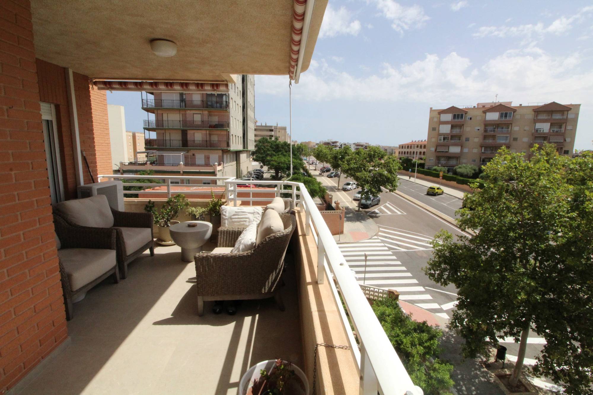 https://www.opgroupspain.com/images/listing_photos/13840_beatiful_4_bedroom_apartment_arenales_del_sol_250626164239_img_3763.jpg
