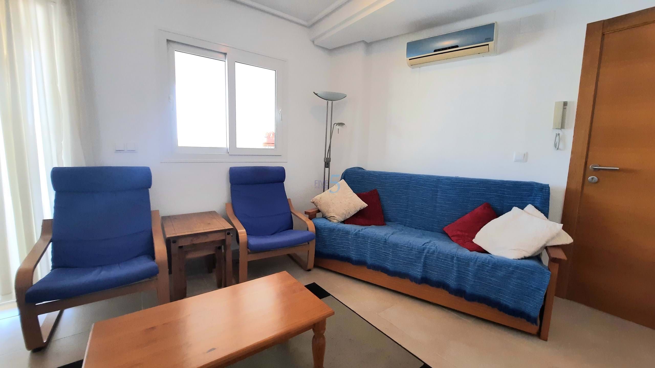 https://cdn.proppy.app/propertyphotos/2990/9f153641-d200-4581-87d6-15a0dd5c41c5/501844/0e7b594f-91ae-4367-8bb4-96f7c6c31964.jpg