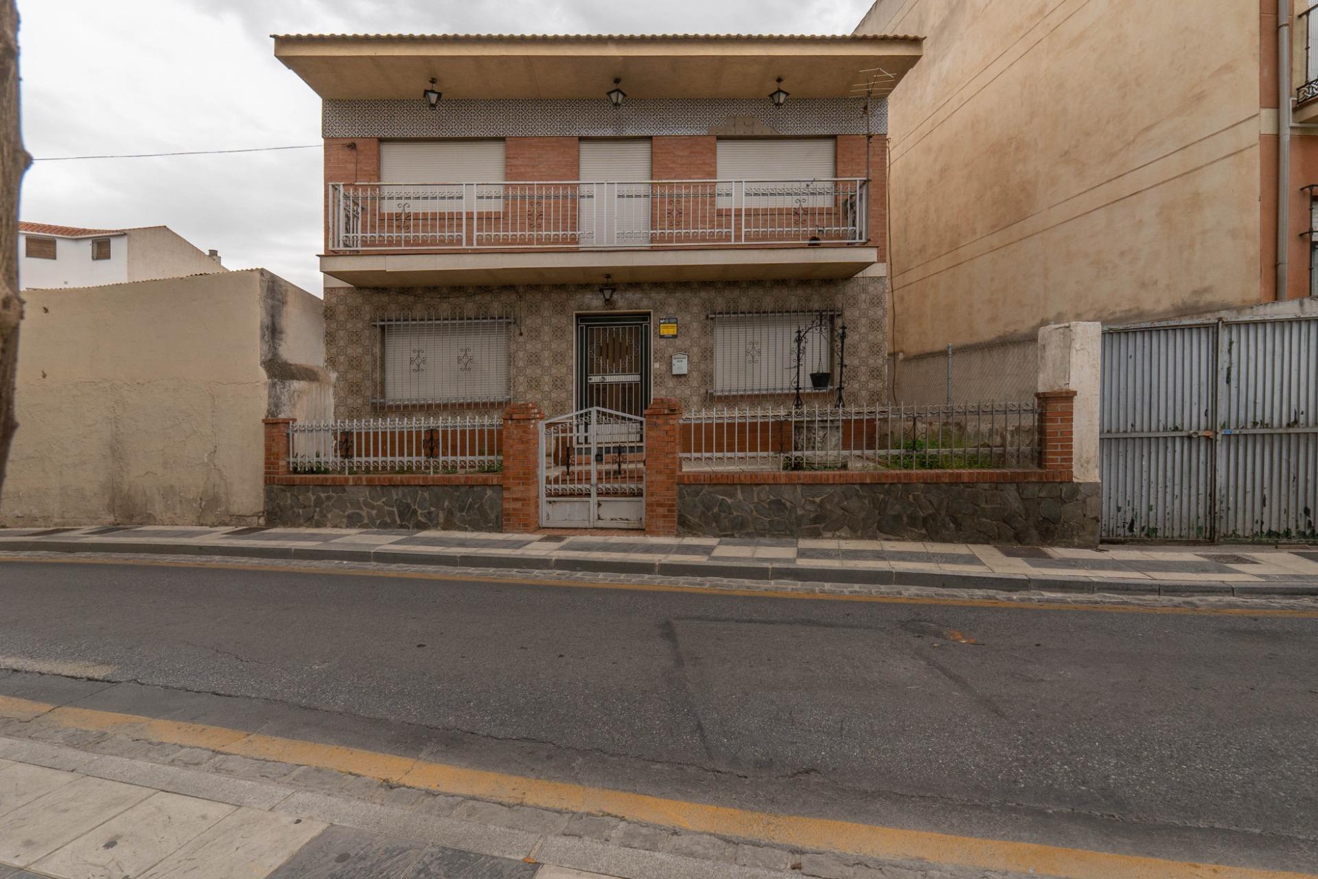 https://fotos15.apinmo.com/5292/29245512/2-1.jpg