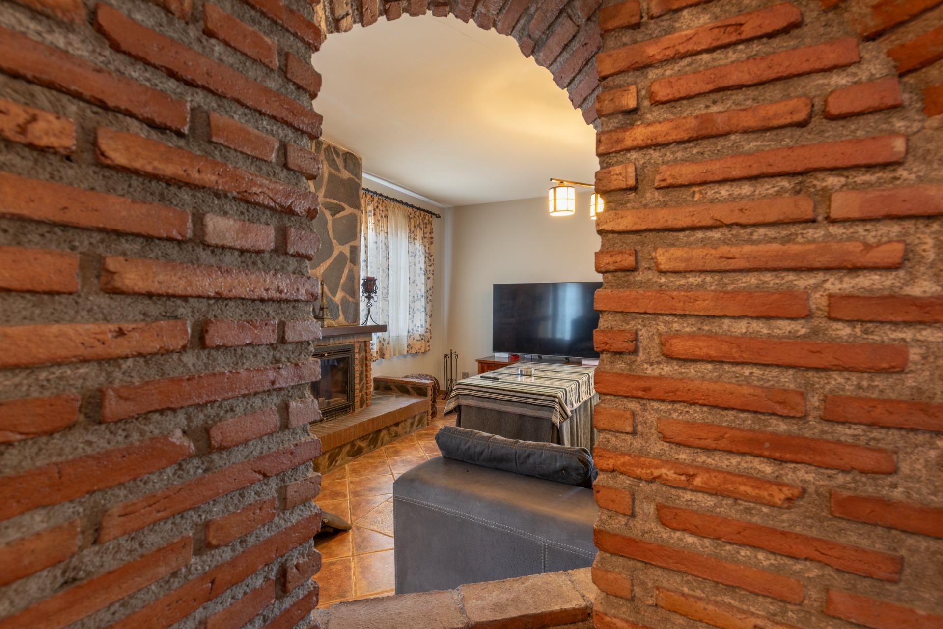 https://fotos15.apinmo.com/5292/29255905/2-6.jpg