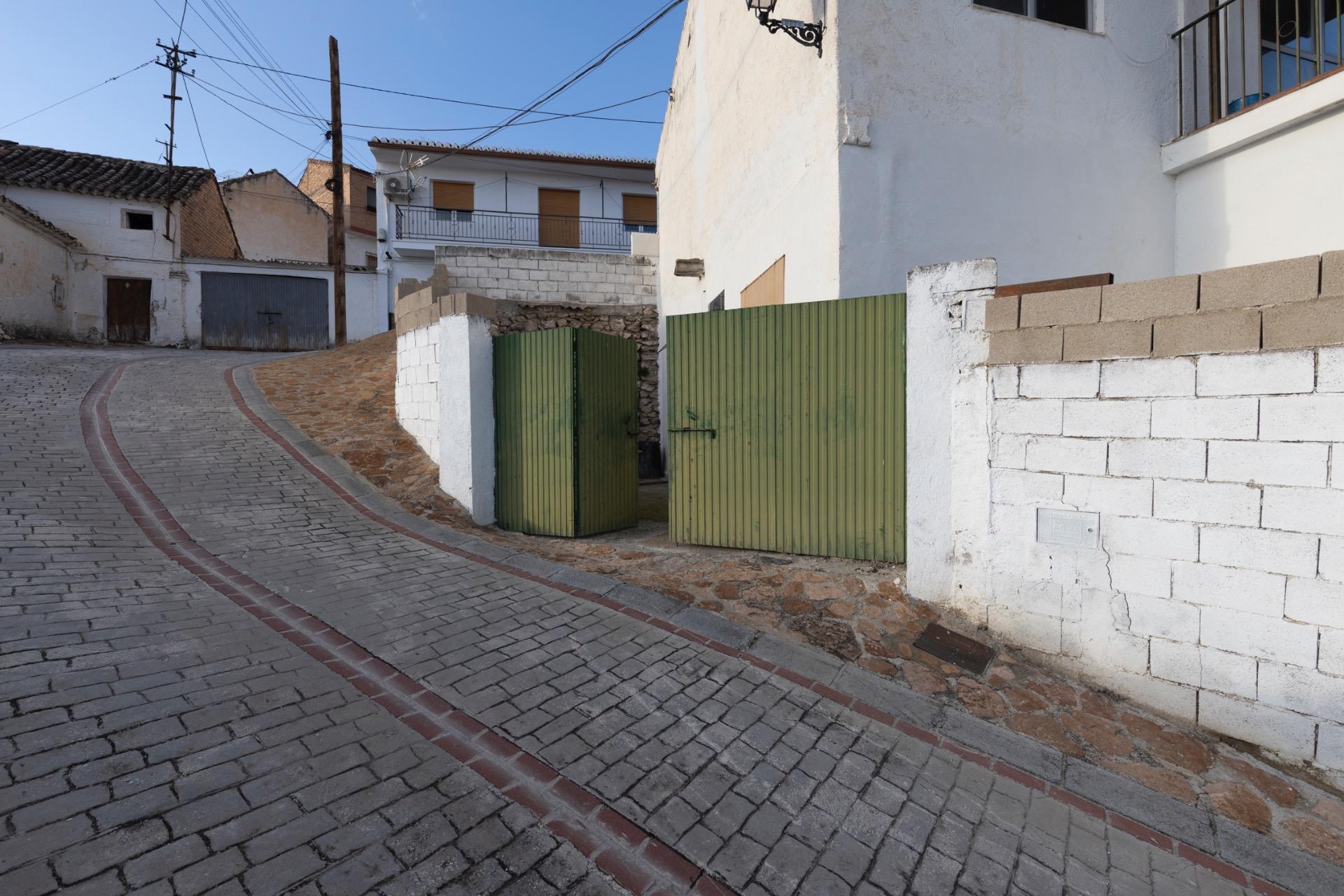 https://fotos15.apinmo.com/5292/29258466/2-3.jpg
