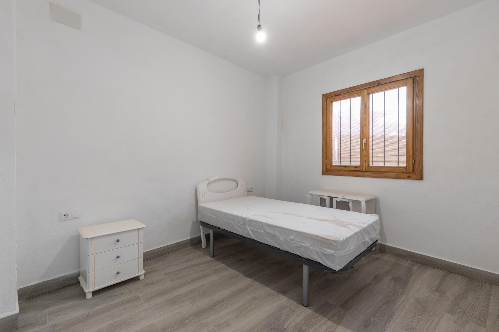 https://fotos15.apinmo.com/5292/29258466/2-5.jpg