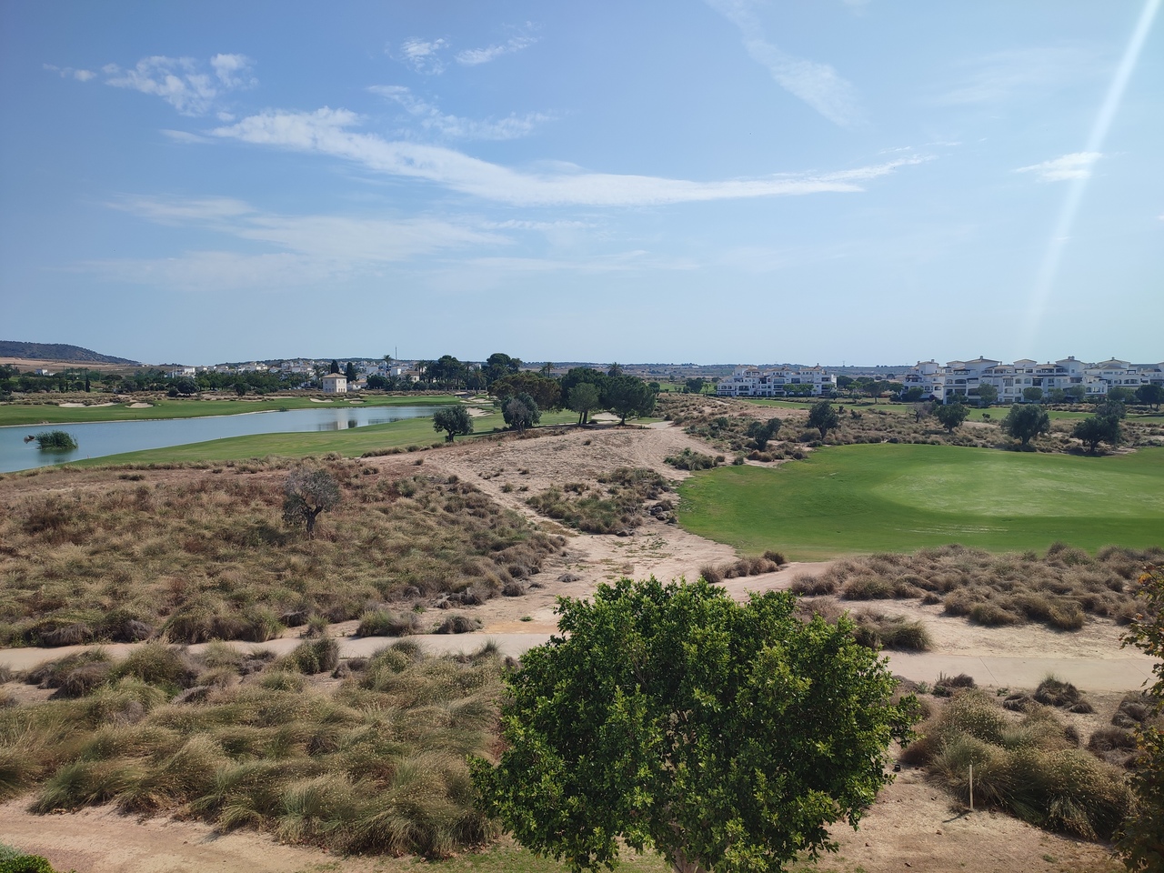 https://www.platinumpropertyspain.com/sites/001/images/31330-apartment-for-sale-in-hacienda-riquelme-golf-resort/31330-apartment-for-sale-in-hacienda-riquelme-golf-resort-26158785-large.jpg