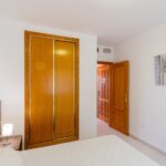 https://production-kyero-property-images.s3.amazonaws.com/20884/20884317/416473050_original.jpg?checksum=acae4ef0f2f3f3da44e5fba169b901da503857d6