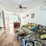 https://production-kyero-property-images.s3.amazonaws.com/20891/20891551/416813245_original.jpg?checksum=7f79b7a8040b2ce3dff311ad3601989774d72ad4