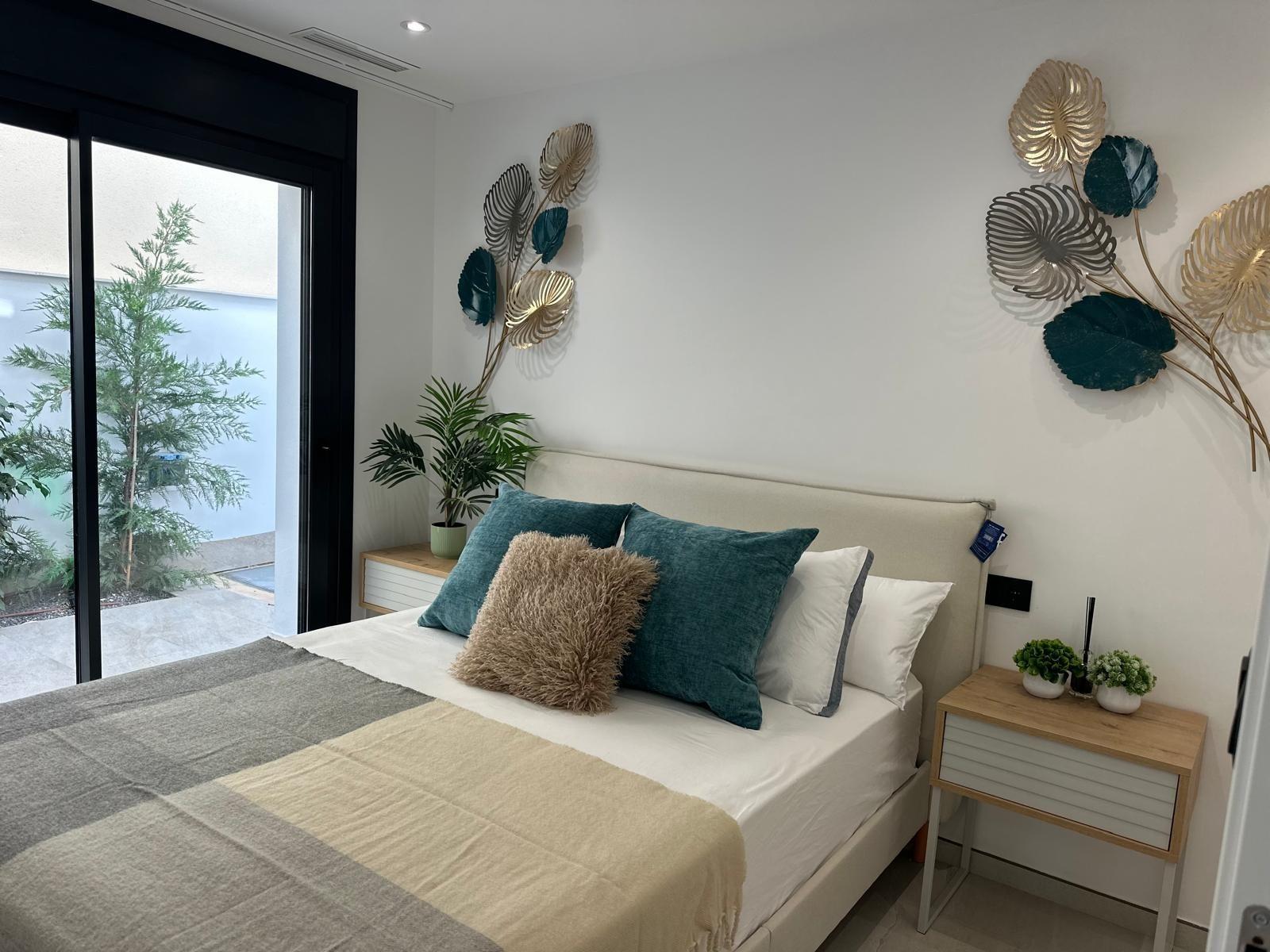 https://production-kyero-property-images.s3.amazonaws.com/19278/19278853/417035892_original.jpg?checksum=70ec54bac9e3f032a856de4b397d8609ae1ca0d3