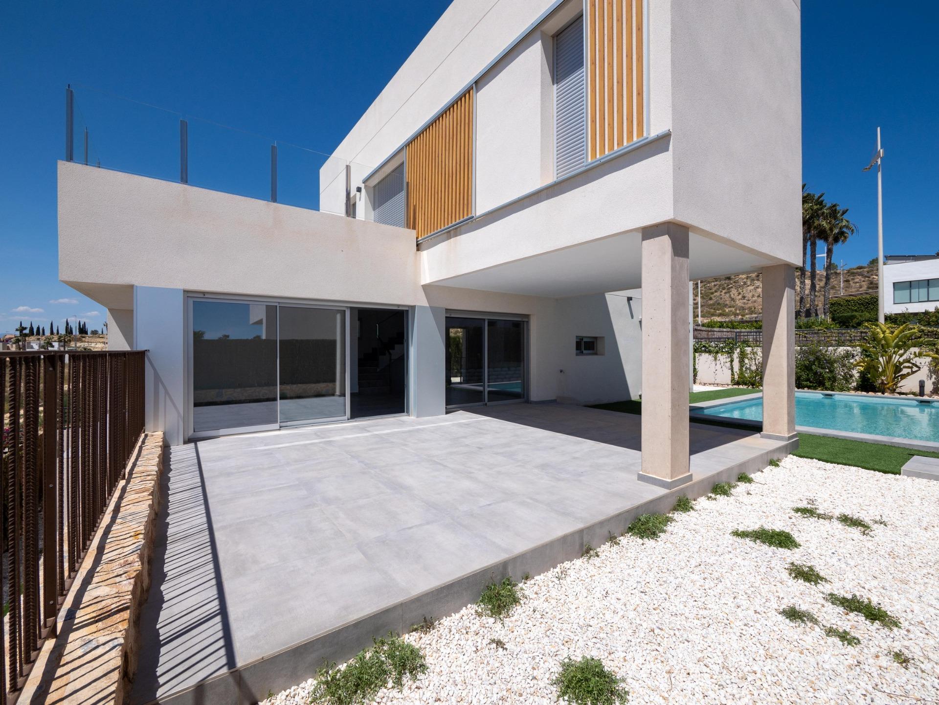 https://production-kyero-property-images.s3.amazonaws.com/20899/20899833/417036200_original.jpg?checksum=8d5ac7a343c87fc1e7f4c32f51823354ab64959d