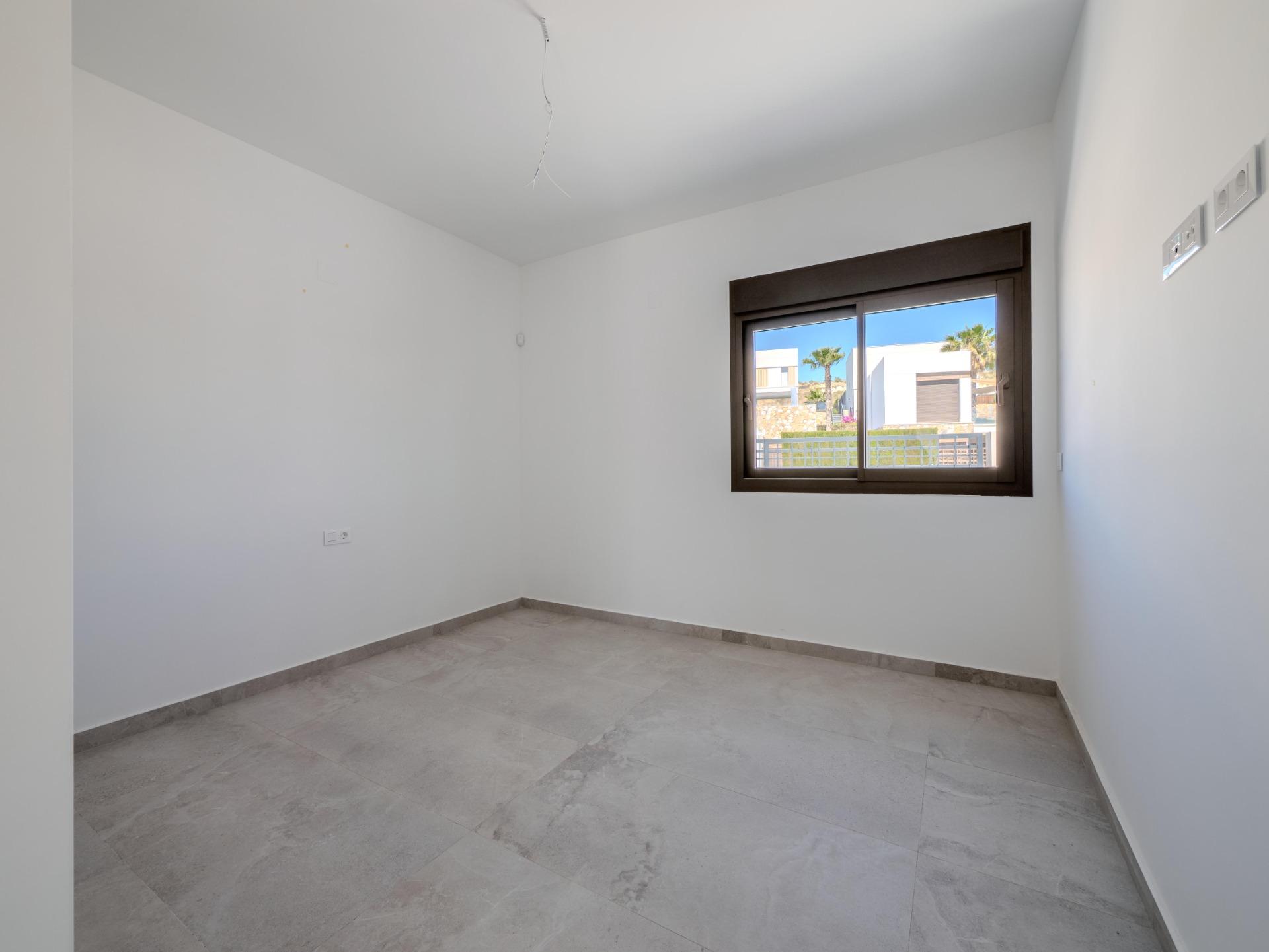 https://production-kyero-property-images.s3.amazonaws.com/20899/20899834/417036245_original.jpg?checksum=b69127d853f56b6aeeb7fd43d6a437f09902d8dc
