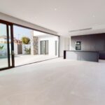 https://production-kyero-property-images.s3.amazonaws.com/20921/20921656/417675439_original.jpg?checksum=2bf18ef4a60f3ef7a677e712176fcc3bb08bf4ab