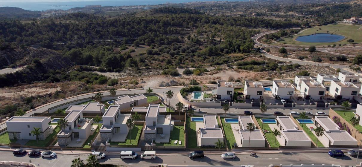 https://production-kyero-property-images.s3.amazonaws.com/20924/20924512/417777481_original.jpg?checksum=a8c6ba5d535febc0bdd1fb2b5d2463c56542dbaf