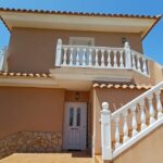 https://production-kyero-property-images.s3.amazonaws.com/20928/20928021/417880960_original.jpg?checksum=6d6f44378e13a253b40a1ab1d270f481fa294511