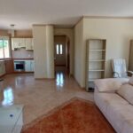 https://production-kyero-property-images.s3.amazonaws.com/20928/20928021/417880963_original.jpg?checksum=0e802cecd564ac4edd3d92c1d26db72d55b710b7