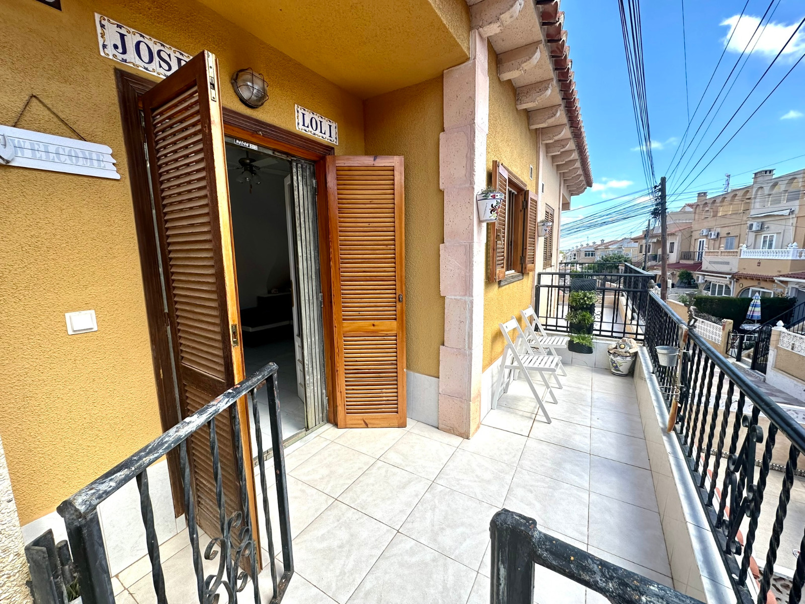 https://production-kyero-property-images.s3.amazonaws.com/20928/20928639/417901601_original.jpg?checksum=cc5a5c000ac3260aa3742e06806843f7ca3f027e