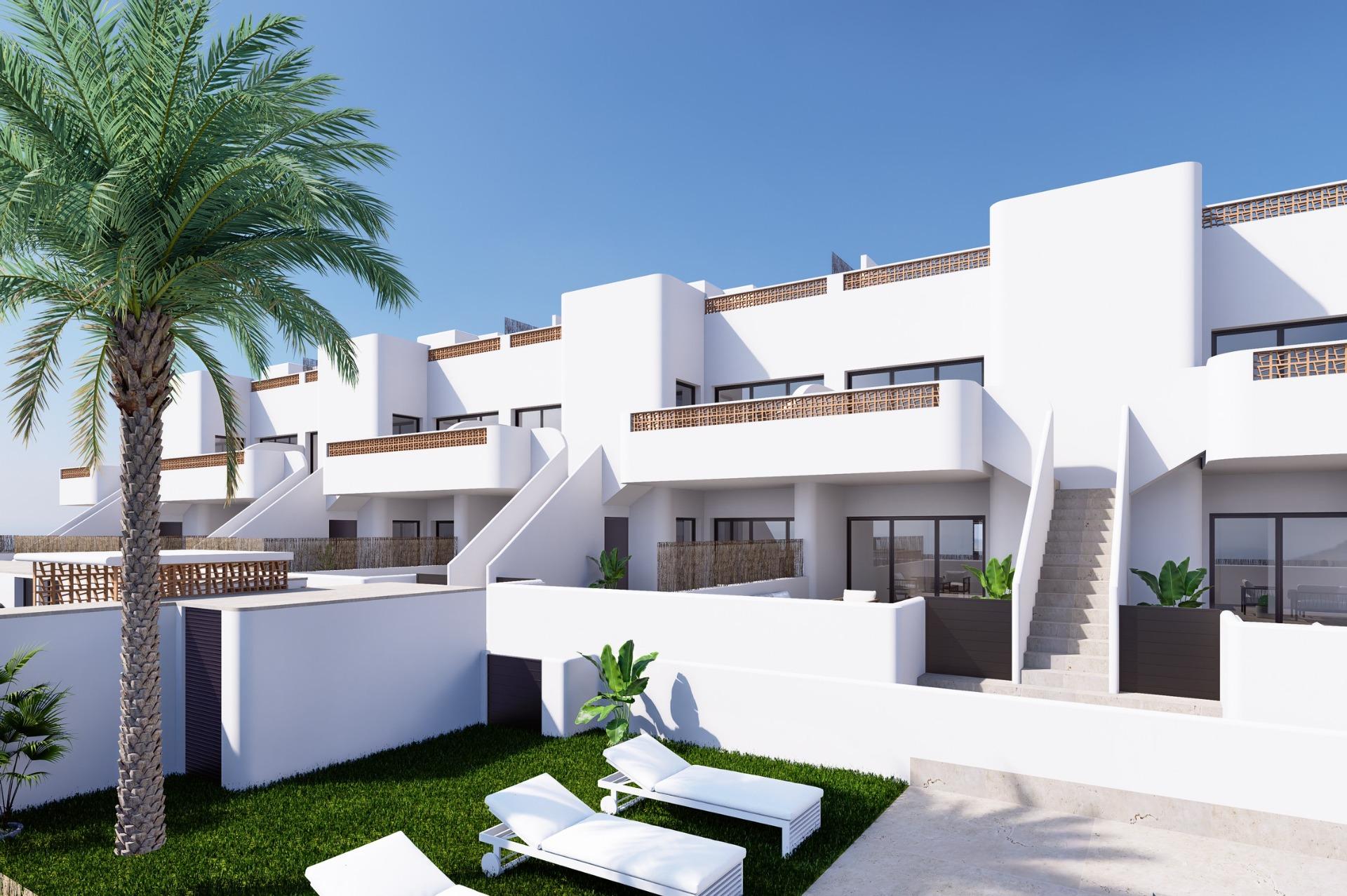 https://production-kyero-property-images.s3.amazonaws.com/19641/19641935/418424636_original.jpg?checksum=382a40e8b553bbf51dbe26c6aae077348c80c3b6