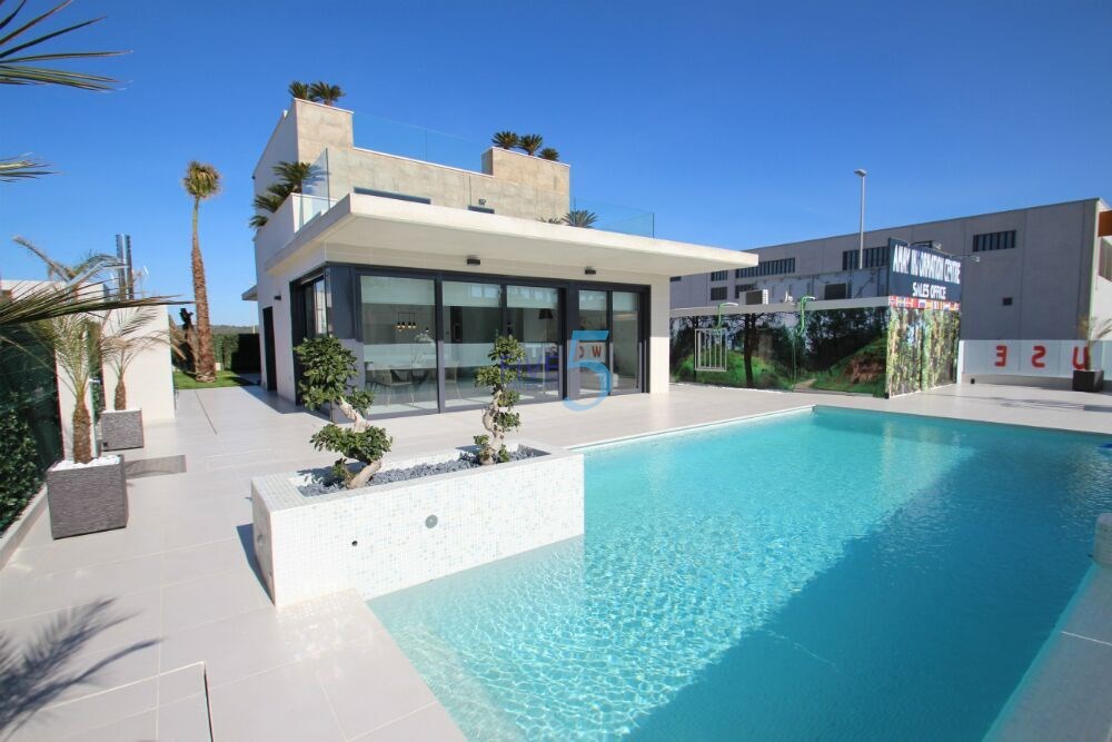 https://cdn.proppy.app/propertyphotos/2990/9f153641-d200-4581-87d6-15a0dd5c41c5/747987/4788102b-cf47-4704-a7a2-d7b23892b7dd.jpg