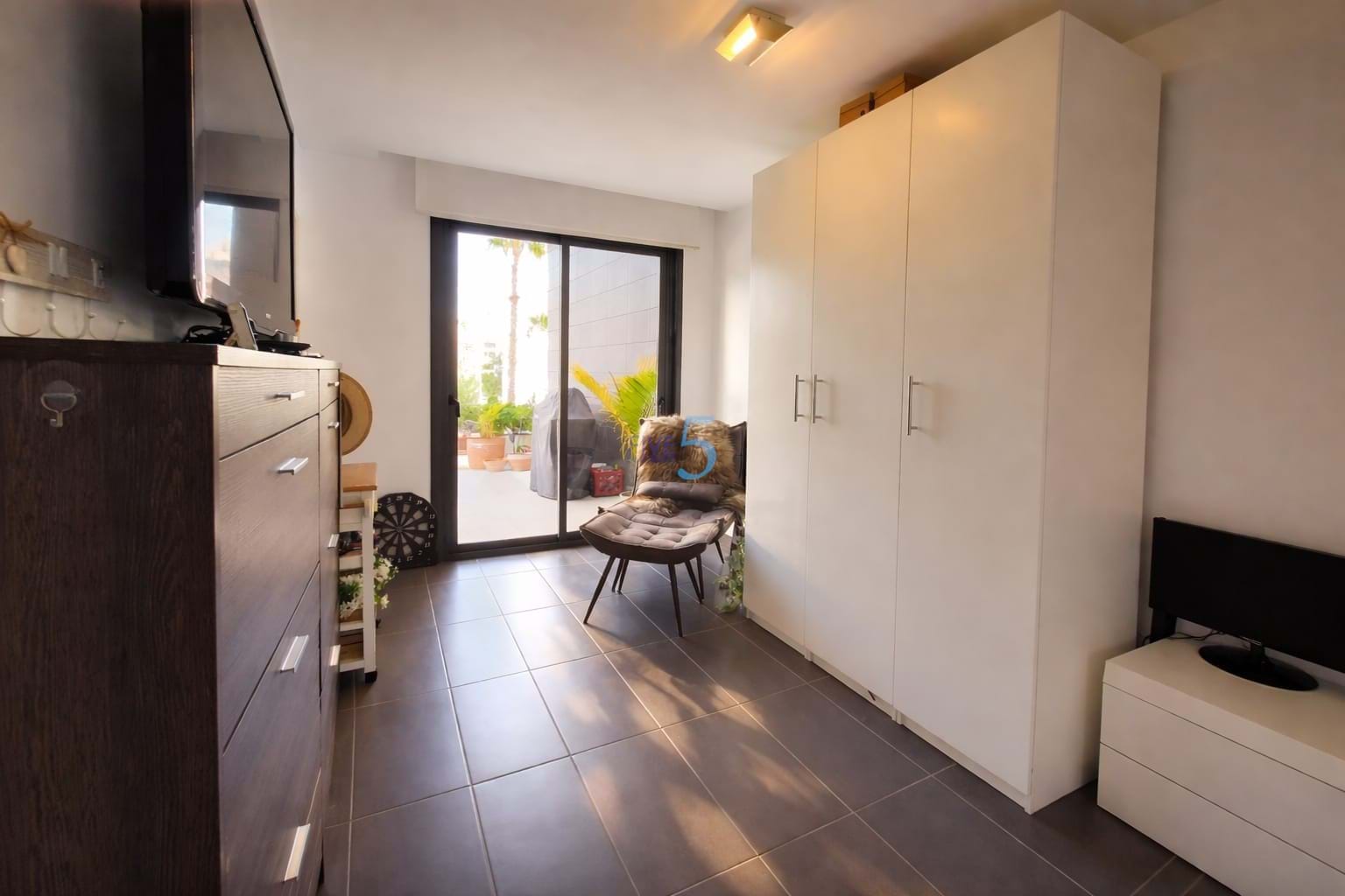 https://cdn.proppy.app/propertyphotos/2990/9f153641-d200-4581-87d6-15a0dd5c41c5/739944/1bbc6699-6c48-4f69-9220-90375dfb5160.jpg
