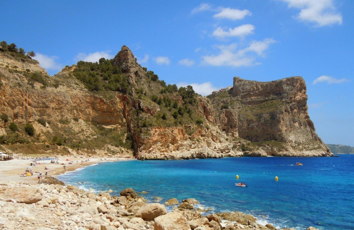 https://fotos15.apinmo.com/7515/22207102/5-6.jpg